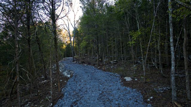 999 Ford Rd, Lebanon, TN 37087