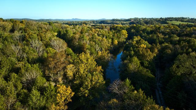 999 Ford Rd, Lebanon, TN 37087