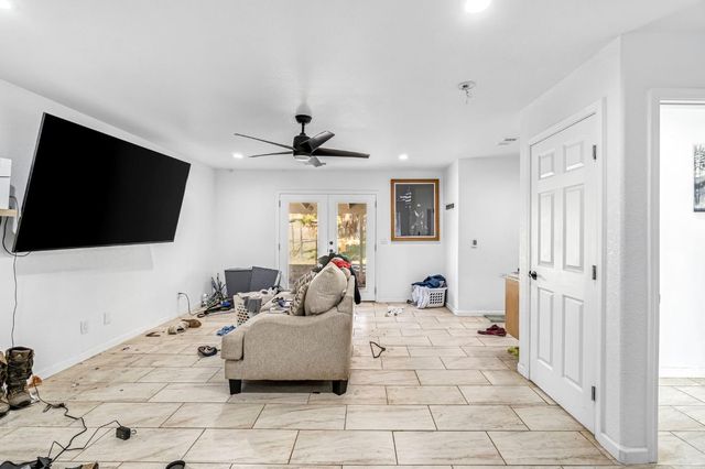 34045 George Smith Road, Yokuts Valley, CA 93675