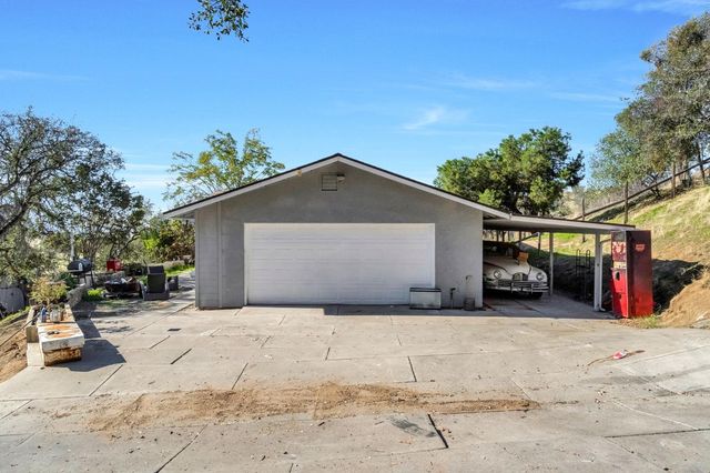 34045 George Smith Road, Yokuts Valley, CA 93675