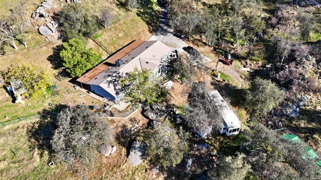 34045 George Smith Road, Yokuts Valley, CA 93675