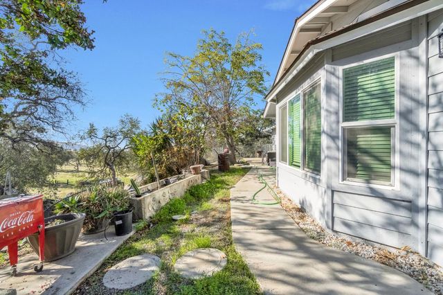 34045 George Smith Road, Yokuts Valley, CA 93675