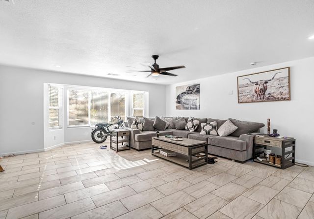 34045 George Smith Road, Yokuts Valley, CA 93675