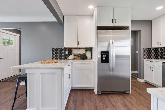 1224 6th Avenue S, South Saint Paul, MN 55075