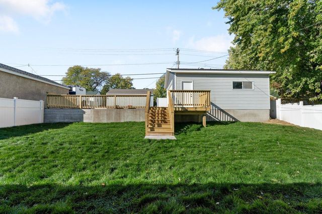 1224 6th Avenue S, South Saint Paul, MN 55075