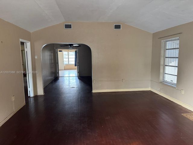 1812 Fillmore St, Hollywood, FL 33020