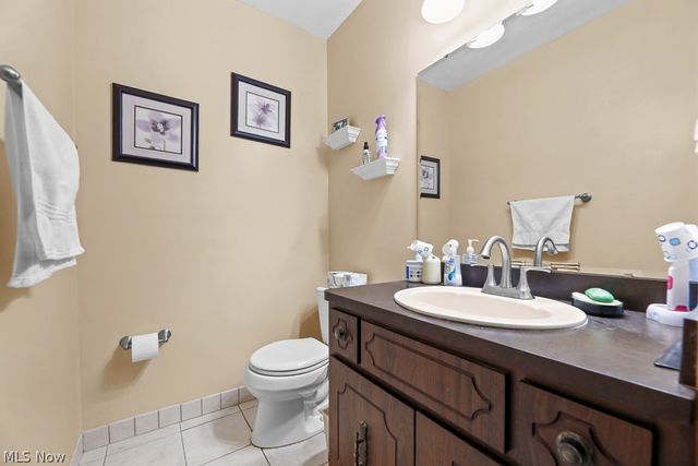 7075 Big Creek Pky, Middleburg Heights, OH 44130