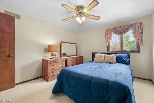 7075 Big Creek Pky, Middleburg Heights, OH 44130
