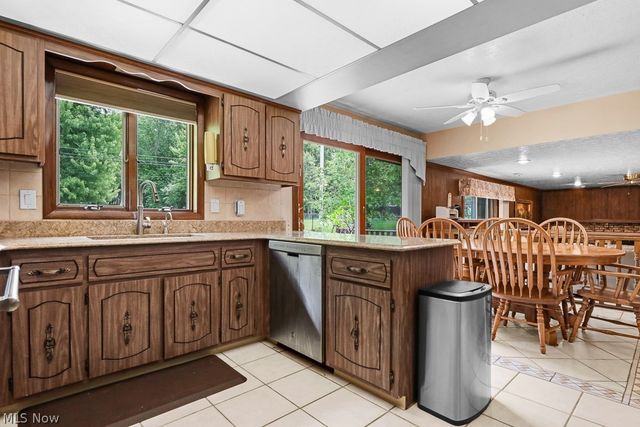 7075 Big Creek Pky, Middleburg Heights, OH 44130