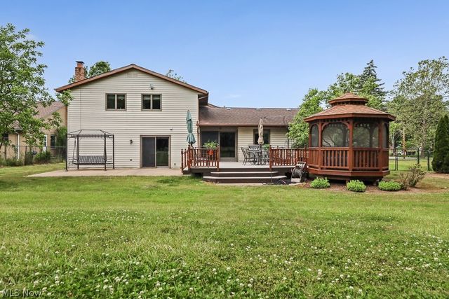 7075 Big Creek Pky, Middleburg Heights, OH 44130