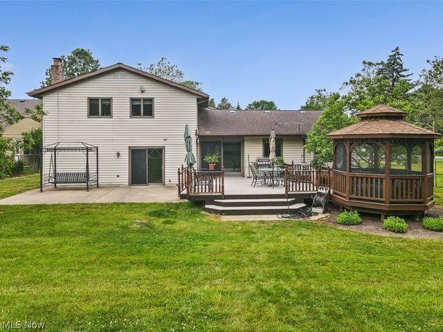 7075 Big Creek Pky, Middleburg Heights, OH 44130