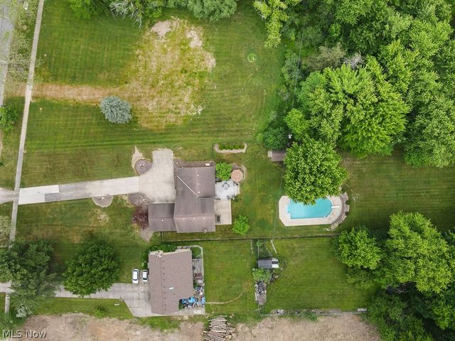 7075 Big Creek Pky, Middleburg Heights, OH 44130