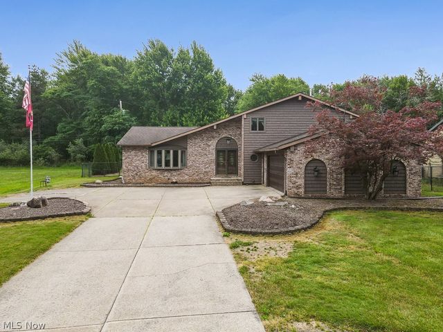 7075 Big Creek Pky, Middleburg Heights, OH 44130
