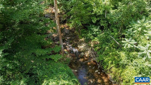 2530 BEECH GROVE RD, Roseland, VA 22967