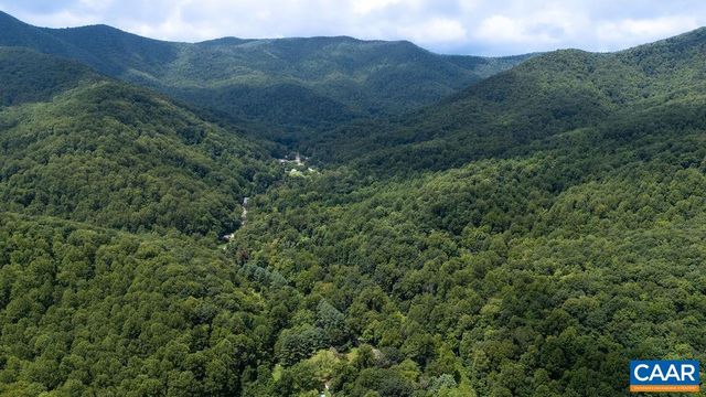 2530 BEECH GROVE RD, Roseland, VA 22967