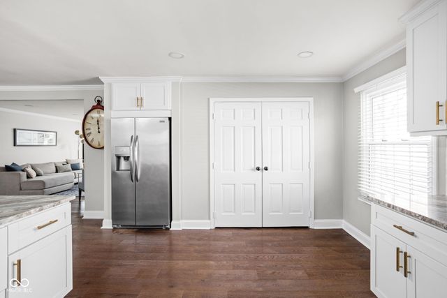 6829 Willow Road, Indianapolis, IN 46220