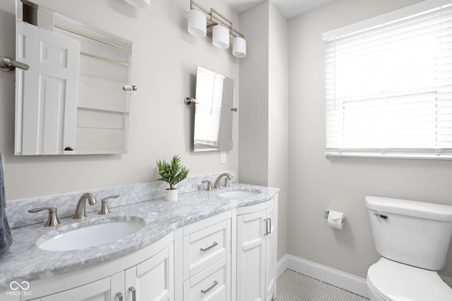 6829 Willow Road, Indianapolis, IN 46220