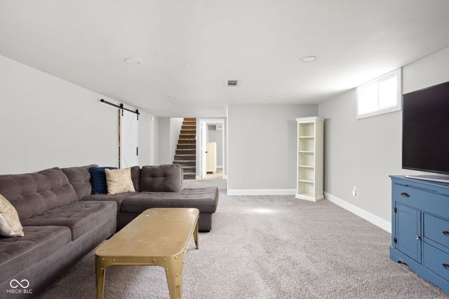 6829 Willow Road, Indianapolis, IN 46220