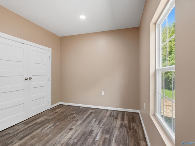184 Carrington Lane, Albertville, AL 35950