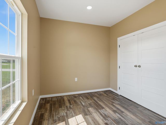 184 Carrington Lane, Albertville, AL 35950