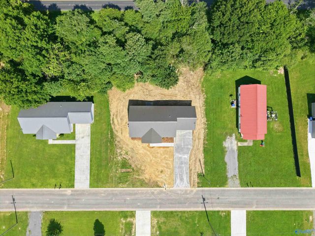 184 Carrington Lane, Albertville, AL 35950