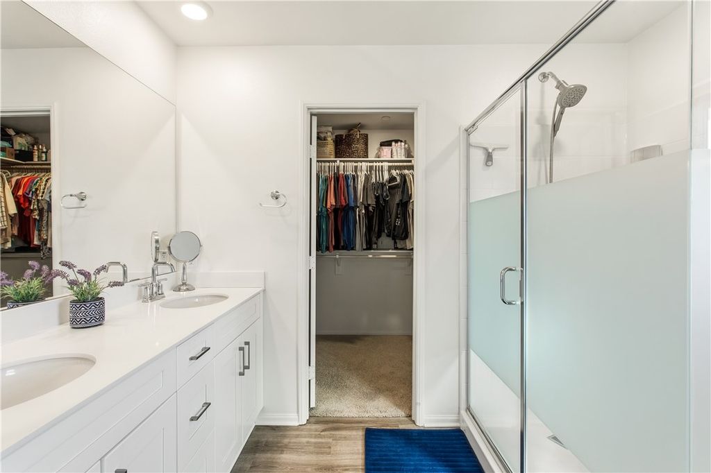 Image 18 of property listing at 8476 Perada, Jurupa Valley, CA 92509