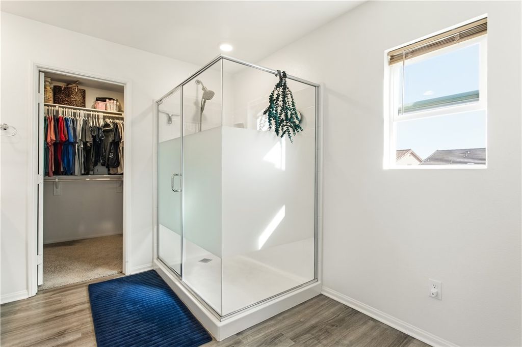 Image 19 of property listing at 8476 Perada, Jurupa Valley, CA 92509