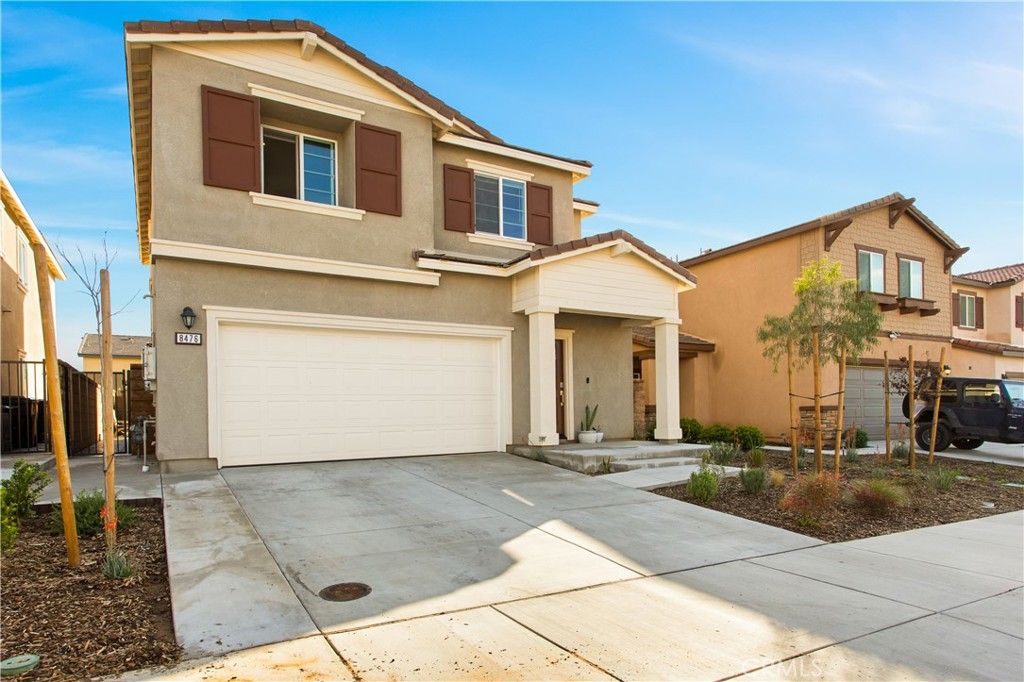 Image 3 of property listing at 8476 Perada, Jurupa Valley, CA 92509