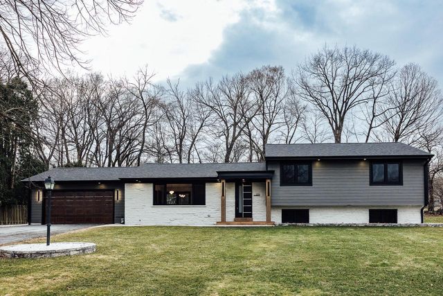 2125 Donmar LANE, Brookfield, WI 53005