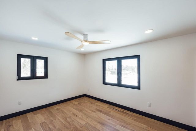 2125 Donmar LANE, Brookfield, WI 53005