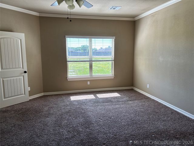 10 Ranch Acres Road, Pryor, OK 74361