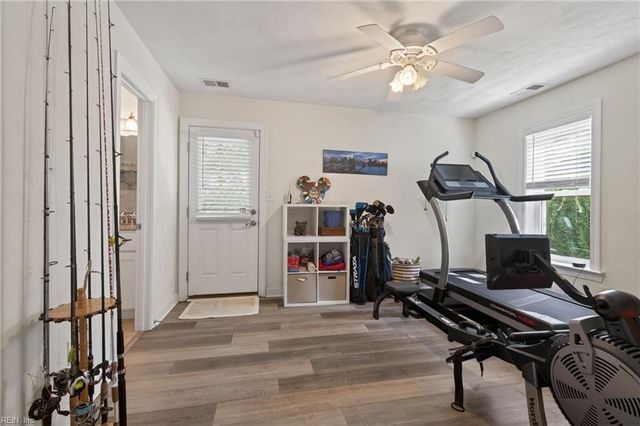 4632 Lake DR, Virginia Beach, VA 23455