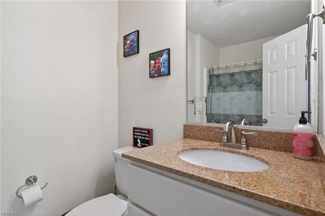 4632 Lake DR, Virginia Beach, VA 23455