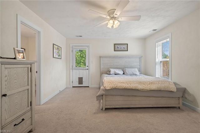 4632 Lake DR, Virginia Beach, VA 23455