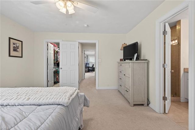 4632 Lake DR, Virginia Beach, VA 23455