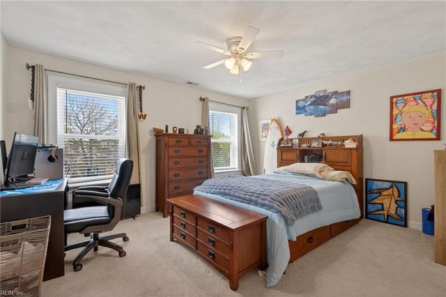 4632 Lake DR, Virginia Beach, VA 23455