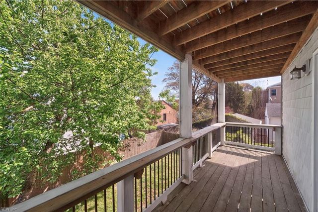 4632 Lake DR, Virginia Beach, VA 23455