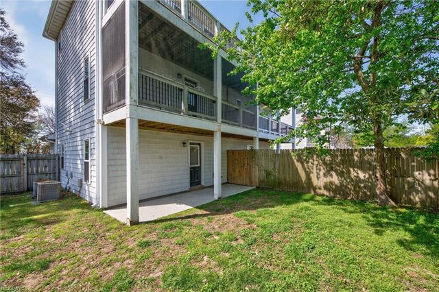 4632 Lake DR, Virginia Beach, VA 23455