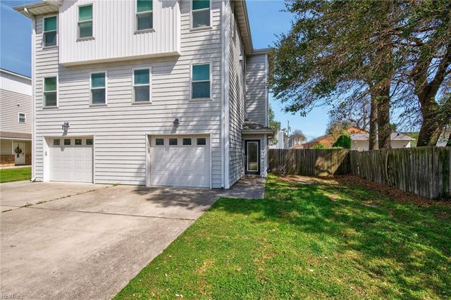 4632 Lake DR, Virginia Beach, VA 23455