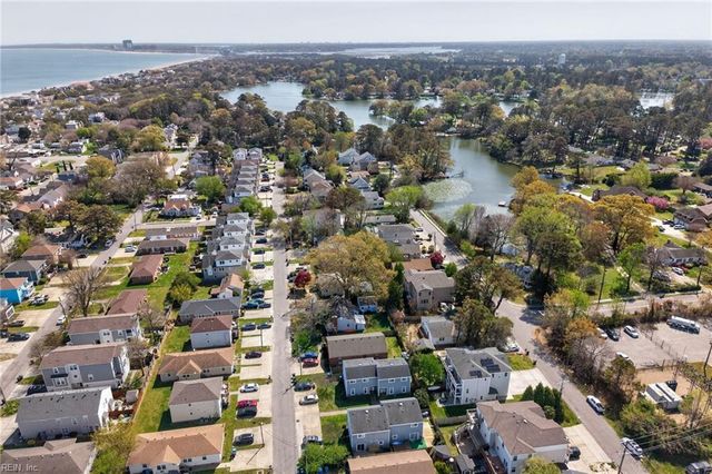 4632 Lake DR, Virginia Beach, VA 23455