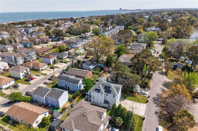 4632 Lake DR, Virginia Beach, VA 23455