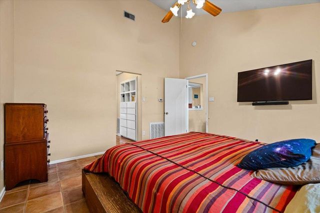 104 Overlook CIR, Wimberley, TX 78676