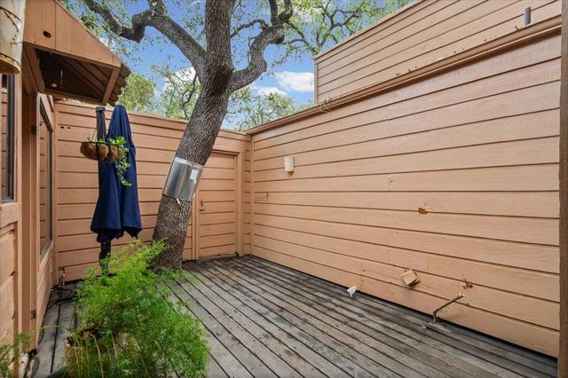 104 Overlook CIR, Wimberley, TX 78676