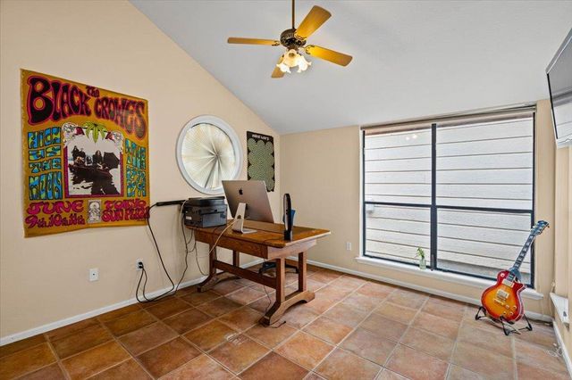 104 Overlook CIR, Wimberley, TX 78676