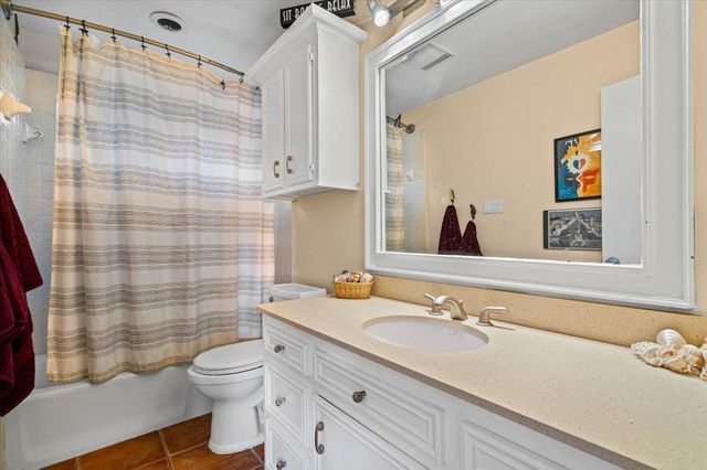 104 Overlook CIR, Wimberley, TX 78676