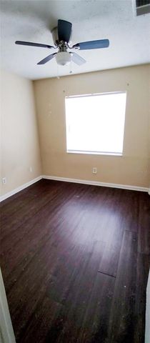 9525 LAKE PARK DRIVE 9525, Thonotosassa, FL 33592