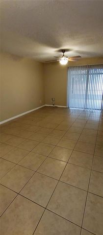 9525 LAKE PARK DRIVE 9525, Thonotosassa, FL 33592