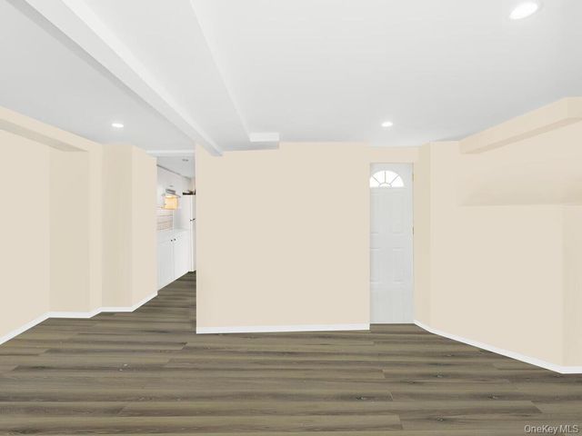 32 Glover Avenue, Yonkers, NY 10704