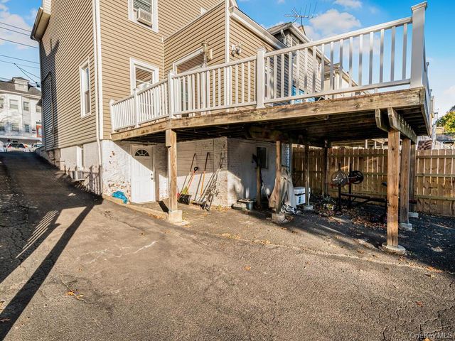 32 Glover Avenue, Yonkers, NY 10704