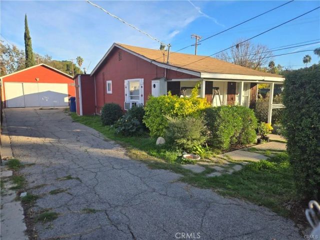 7402 Nestle, Reseda, CA 91335